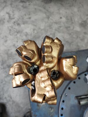 4.5 inci (114.3mm) M516 PDC Bor Bit Untuk Pengeboran Tambang Minyak Gas