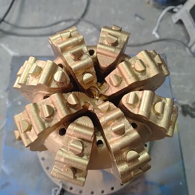 Mata Bor Berlian Impregnasi Tipe Bilah yang Disesuaikan untuk Batuan Abrasif Keras Ekstrem