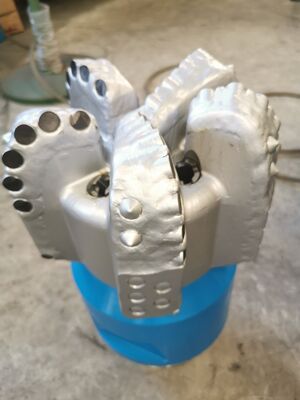 Mata Bor Berlian PDC Pemotong 16mm 5 Bilah Badan Baja 9,5 Inci